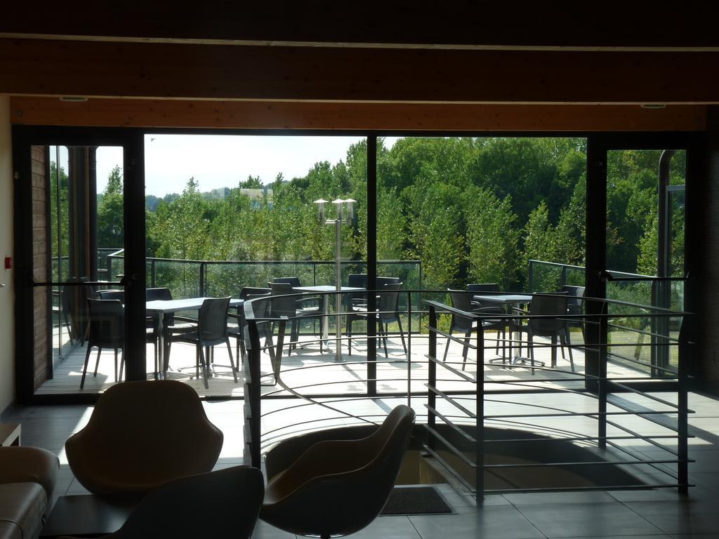 Logis Le Cadusia Hotel Chaource Luaran gambar